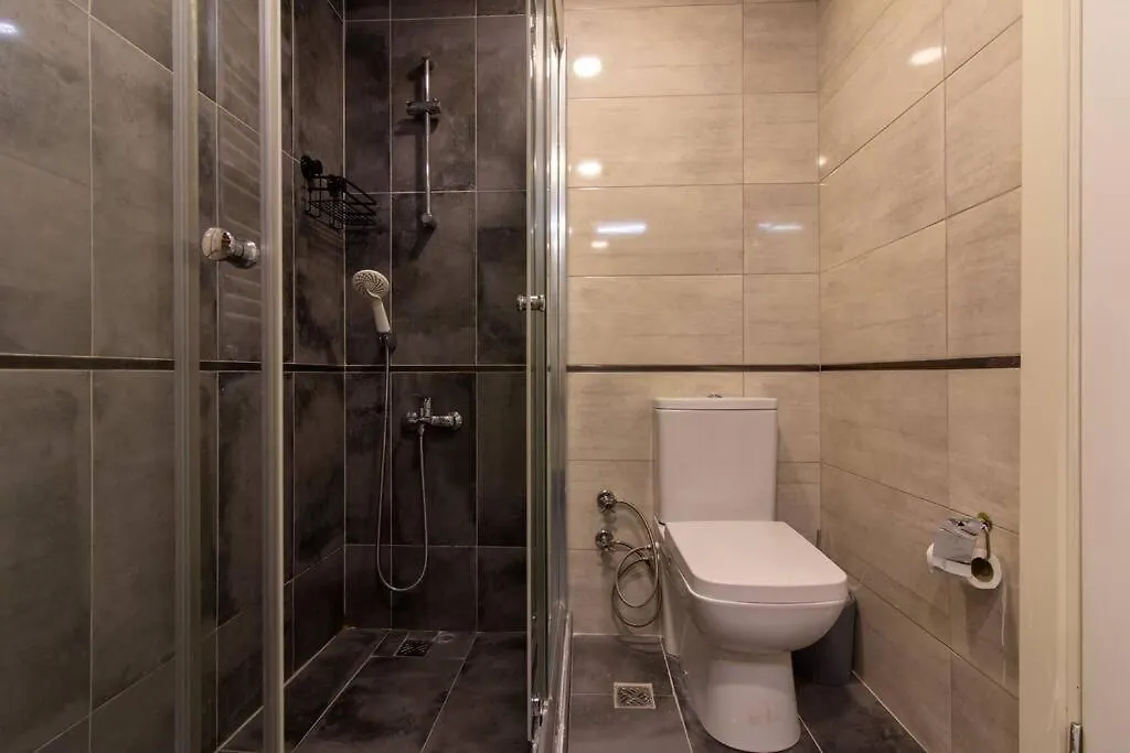 Appartamento Unique 3Br Loft W Private Terrace Views & All Acs Provincia di Provincia di Istanbul